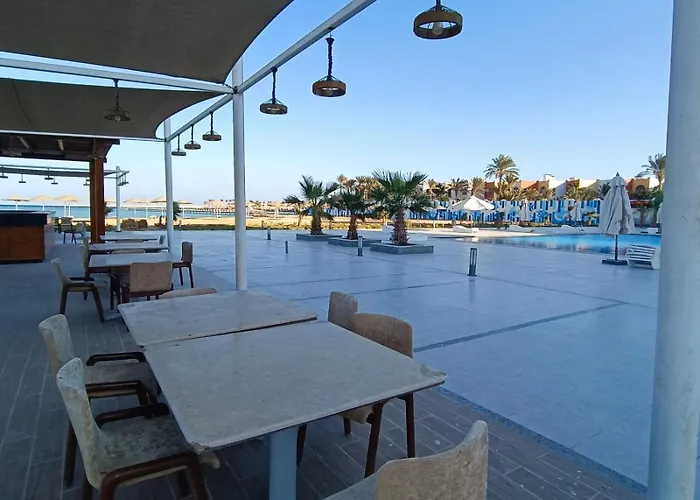 Coral Paradise Front Wifi Apartment *