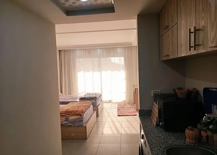 Coral Paradise Front Wifi Apartment